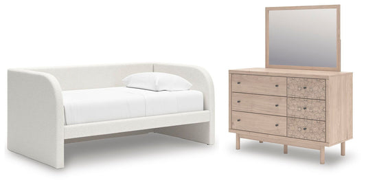 Arloster - Upholstered Day Bed Set