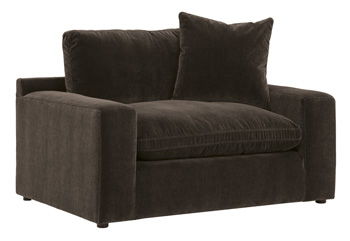 Maxton Heights - Chair And A Half