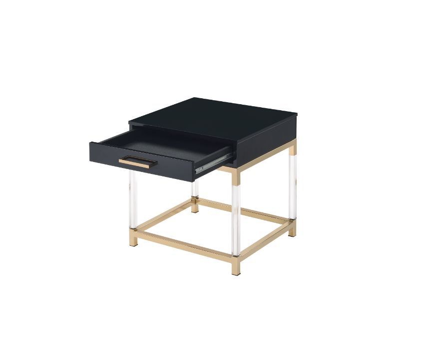Adiel - Table