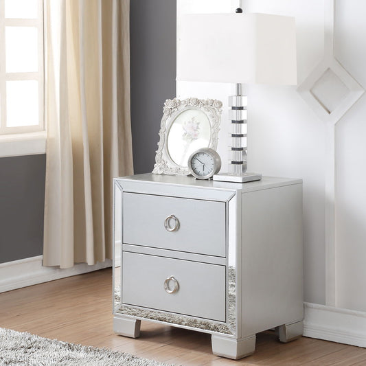 Voeville II - Nightstand - Platinum