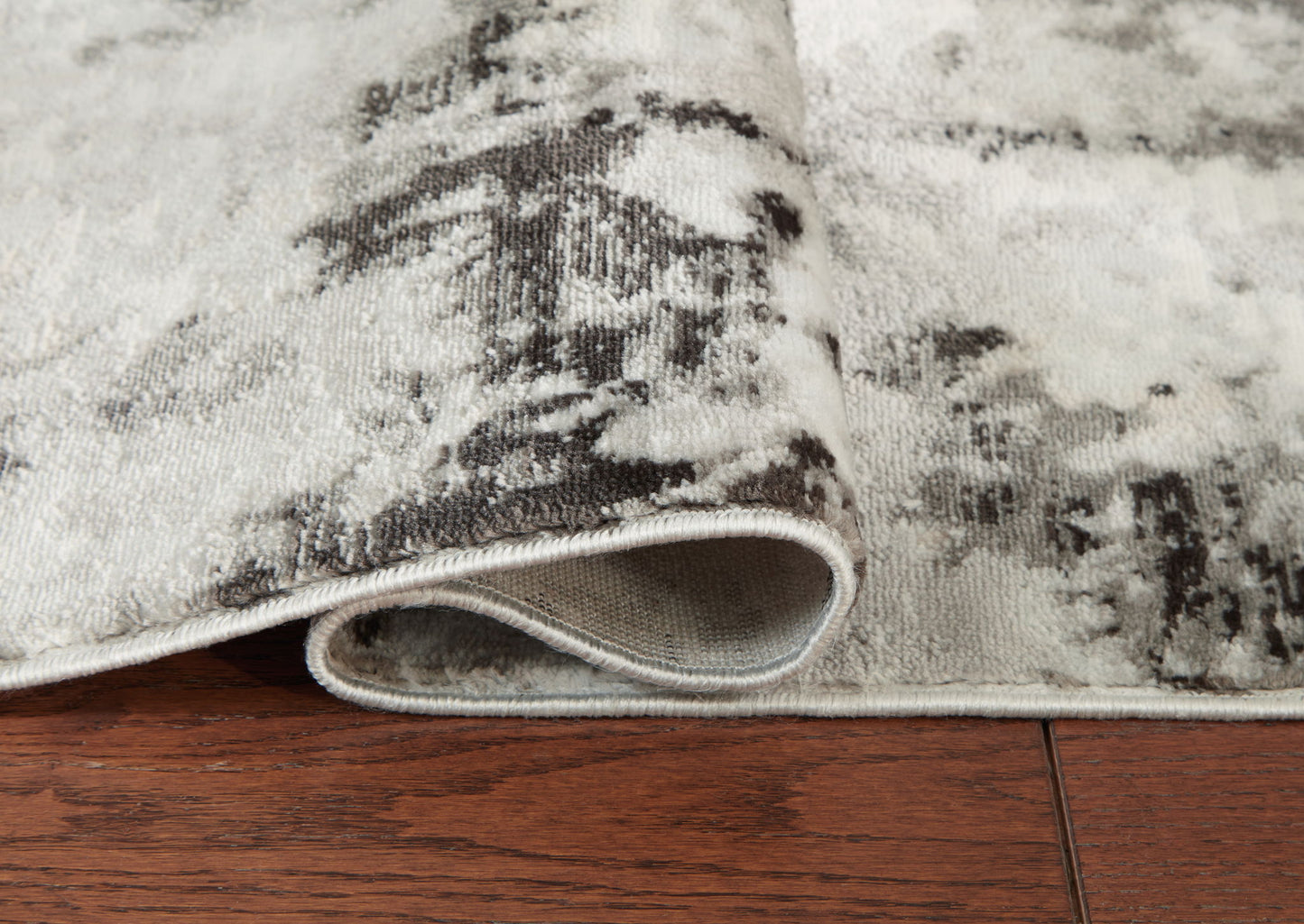 Greyland - 5' x 7' Rug - Multi