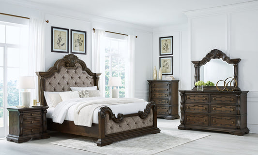 Maylee - Upholstered Bedroom Set