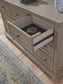 Lettner - Dresser